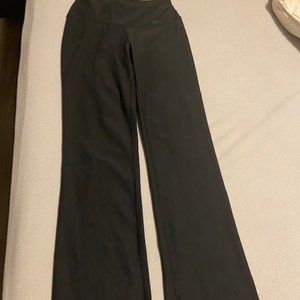 Nike Dry Fit Flare Yoga Pants Size XS